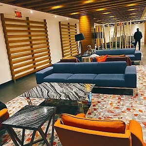 https://luxurious-condo-in-the-center-of-downtown.niagara-fallshotels.com