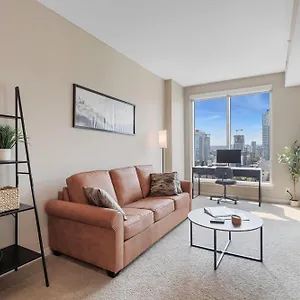 Heart Of Downtown Spacious Luxury With Stunning Views And Premium Amenities , Calgary Canada
