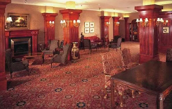 Hotel Manoir Victoria Quebec City